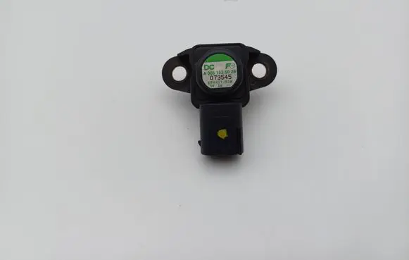 Mercedes-Benz E W211 Air pressure sensor A0051535028