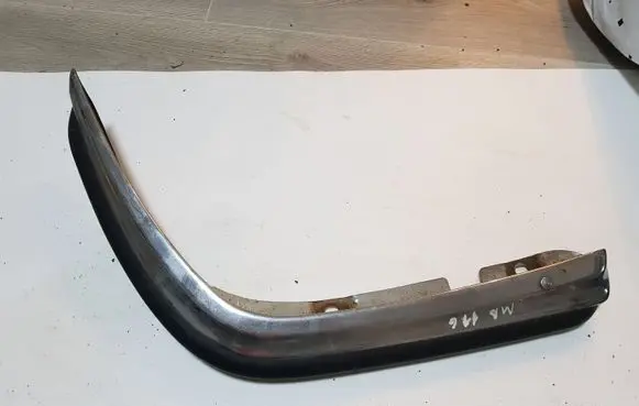 Mercedes-Benz S W116 Front bumper splitter molding