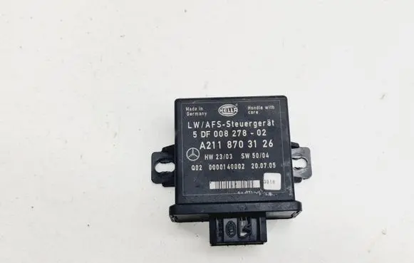 Mercedes-Benz E W211 Light module LCM A2118703126 2118703126