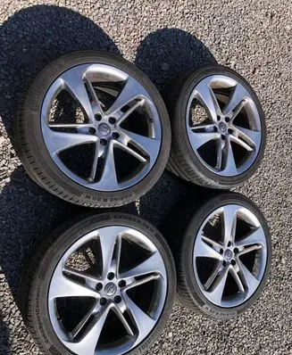 Opel Astra J R20 alloy rim 13312753