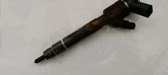 Mitsubishi Colt Fuel injector 0445110167 A6400700787