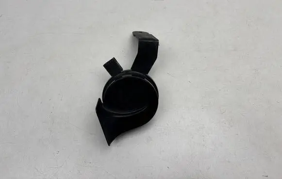 Audi Q3 8U Horn signal 8U0951209