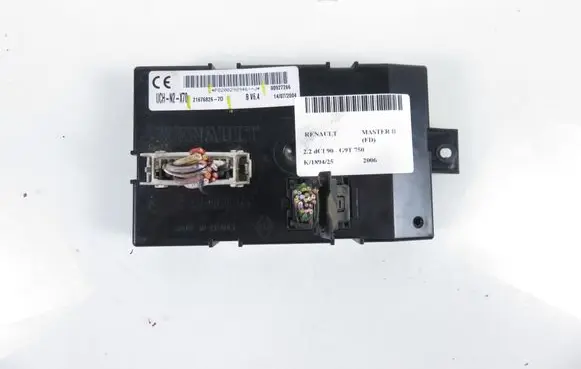 Renault Master II Comfort/convenience module P8200298946J 8200298946J 216768267D