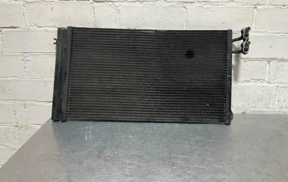 BMW 3 E90 E91 A/C cooling radiator (condenser) 6930039 3213311