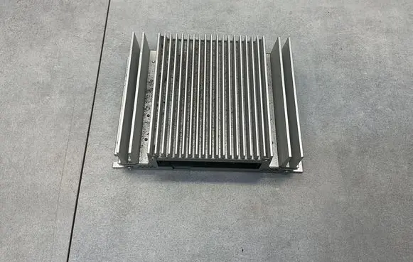 KIA Sportage Sound amplifier 61013789