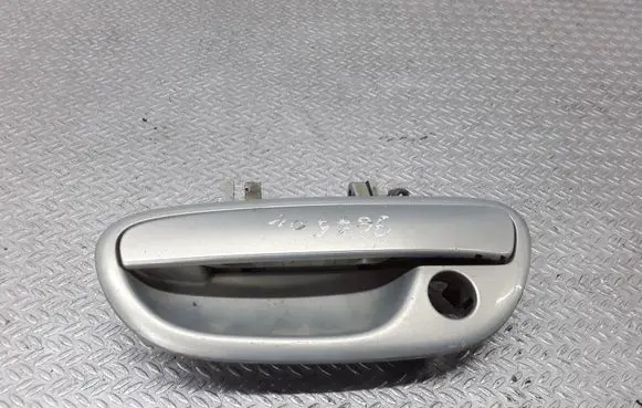 Subaru Outback Front door exterior handle