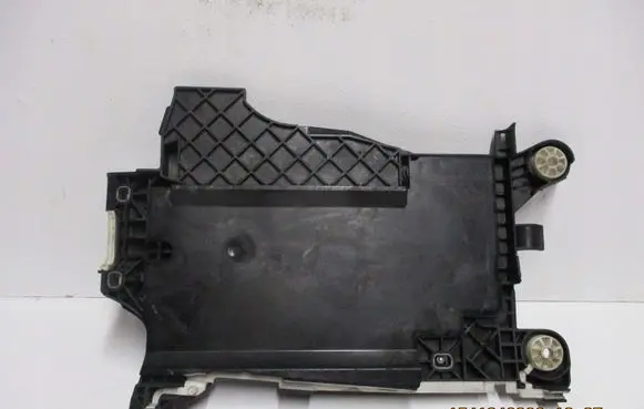 Mini One - Cooper Clubman R55 Battery box tray 9304350