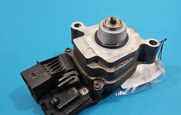 BMW 3 F30 F35 F31 Front gearbox reducer motor 7542211 IMPRK1551228