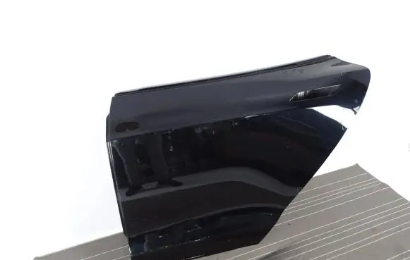 Tesla Model S Rear door
