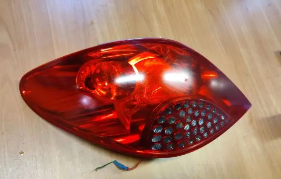 Peugeot 207 Rear/tail lights 9649986680 9998DCCZEL