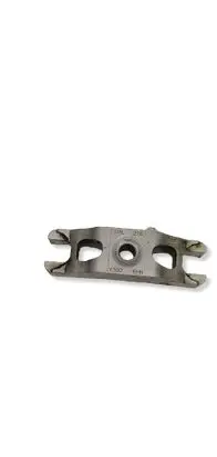 Skoda Octavia Mk3 (5E) Fuel Injector clamp holder 03L216
