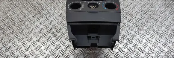 Toyota Corolla E120 E130 Climate control/heater control trim 5553302040