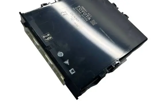 Toyota Auris E180 Keyless (KESSY) go control unit/module 8999002390 MB232500