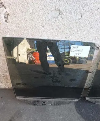 Jeep Compass Rear side window DOT376APT AS3070H 43R002445