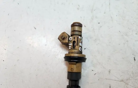 Fuel injector