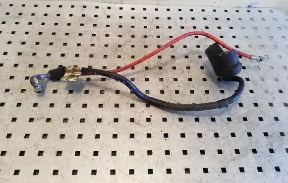 Audi A3 S3 8P Positive cable (battery)