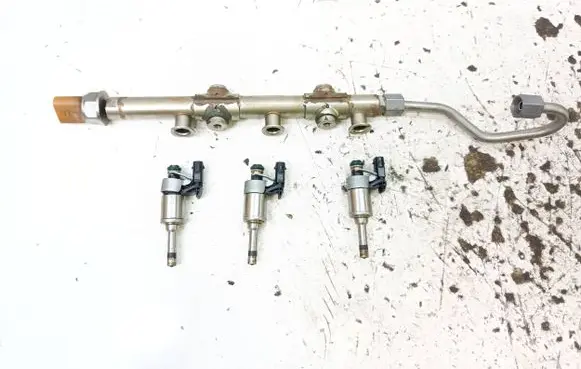 Fuel injectors set