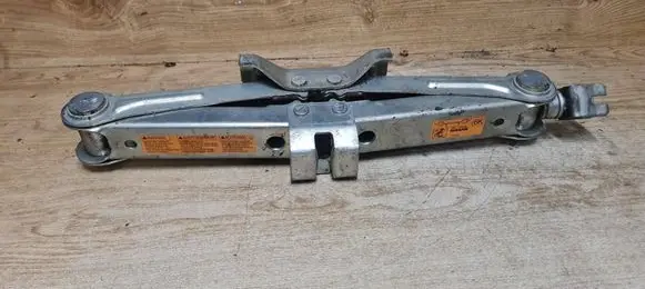 Infiniti FX Lift Jack 