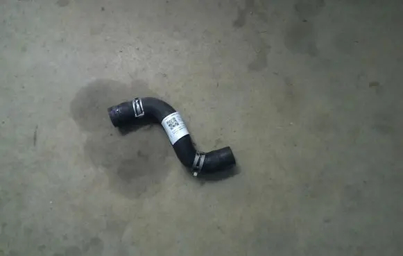 Toyota Prius (XW50) Coolant pipe/hose 1657237210