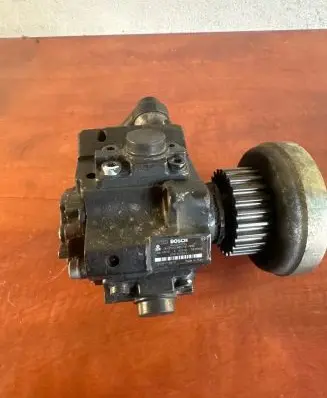Audi A6 S6 C6 4F Fuel injection high pressure pump 059130755S 0445010154 5239256