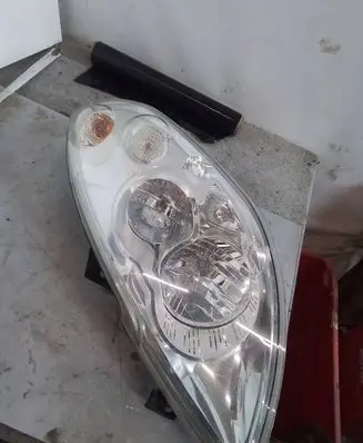 Renault Master III Headlight/headlamp 1ER01011701 260600049R