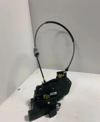 Volvo C30 Front door lock 30799301 A048069