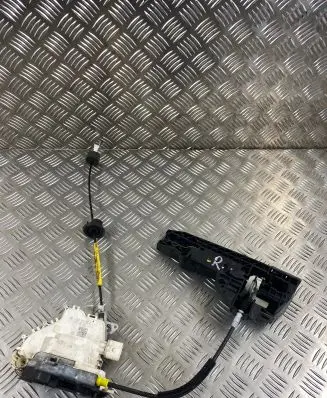 Audi Q5 SQ5 Front door lock 8j2837016e