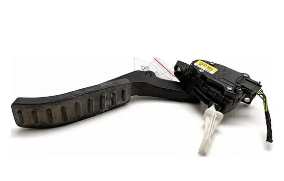 Porsche Cayenne (92A) Accelerator throttle pedal 7L0723507D