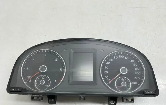 Volkswagen Caddy Speedometer (instrument cluster) 2K0920866A 1319011763