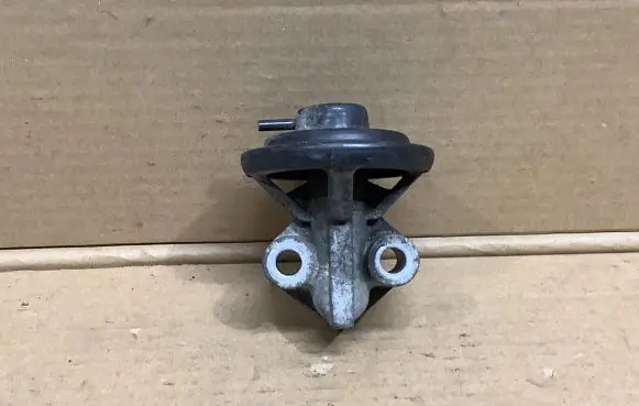 Hyundai Santa Fe EGR valve