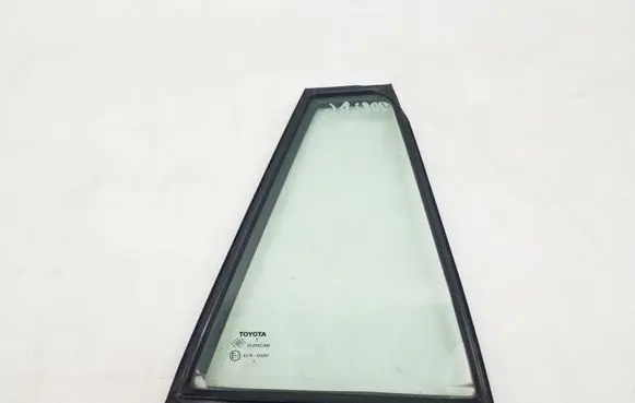Toyota Verso Rear vent window glass 681230F010