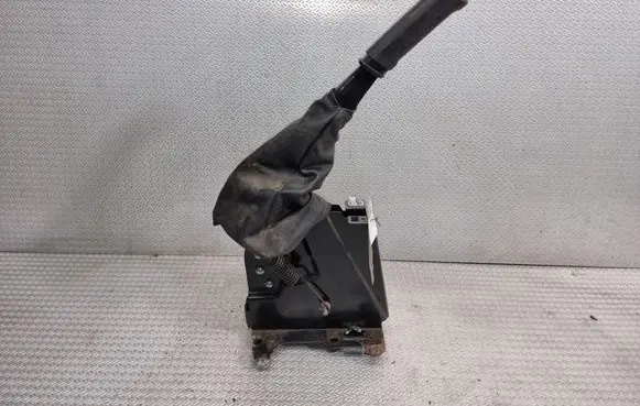 Handbrake/parking brake lever assembly