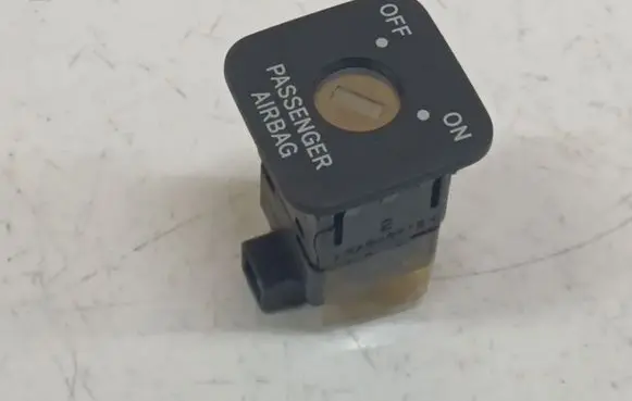 Toyota Corolla Verso AR10 Passenger airbag on/off switch 