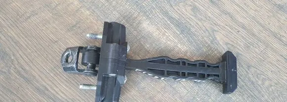 Ford Fiesta Front door check strap stopper