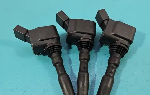 Skoda Kamiq High voltage ignition coil 04E905110P IMPRK1544237