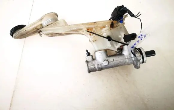 Mazda Premacy Master brake cylinder