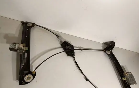 Audi A5 8T 8F Front door electric window regulator 8F0837461C