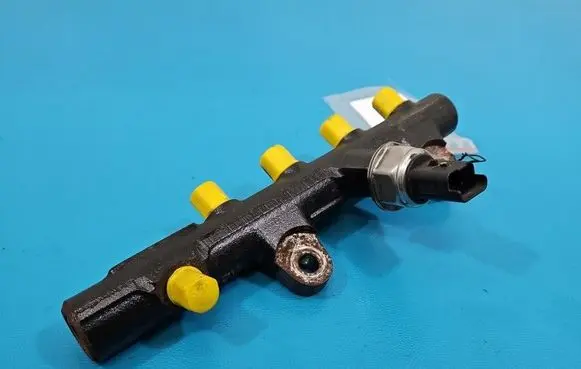 Nissan Juke I F15 Fuel main line pipe 175210651R IMPRK1576542