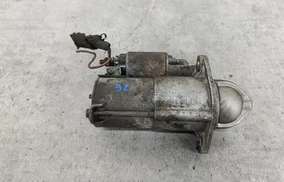 Opel Vectra C Starter motor 55556092