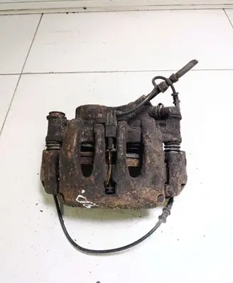 Mercedes-Benz Sprinter W906 Front brake caliper A0525456328