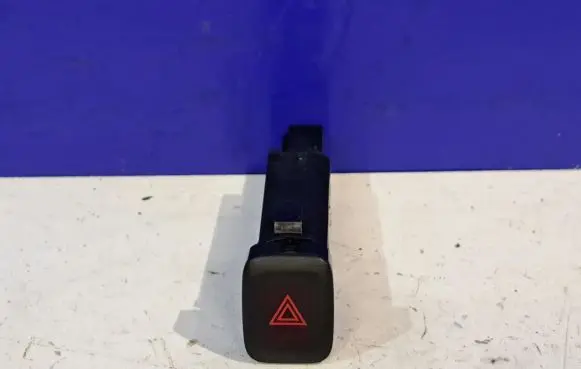 Volvo S60 Hazard light switch 9123681