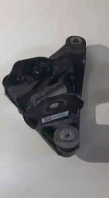 Tesla Model 3 Engine mounting bracket 111023200C 183540106590