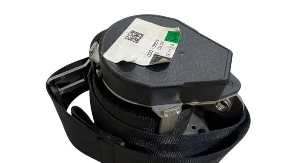 Volkswagen Golf VII Rear seatbelt 621102200 20324 121113