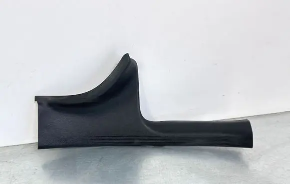 Mercedes-Benz C W205 Rear sill trim cover A2056860336
