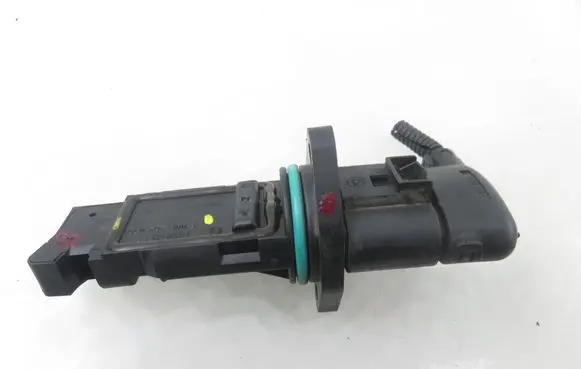 Volkswagen Golf V Mass air flow meter F00C2G2055