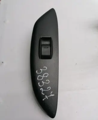Toyota Yaris Electric window control switch