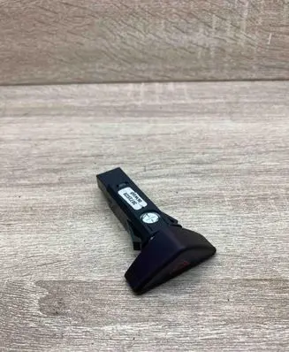 Volvo V70 Hazard light switch 30739320 06W045