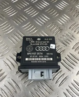 Audi Q7 4L Light module LCM 8P0907357H