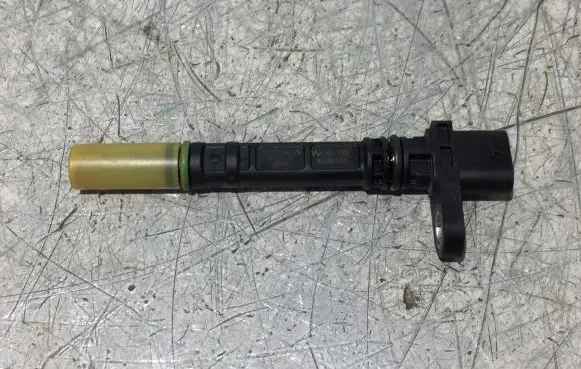 Audi A7 S7 4K8 Crankshaft position sensor 057906433B 0261210 0261210378