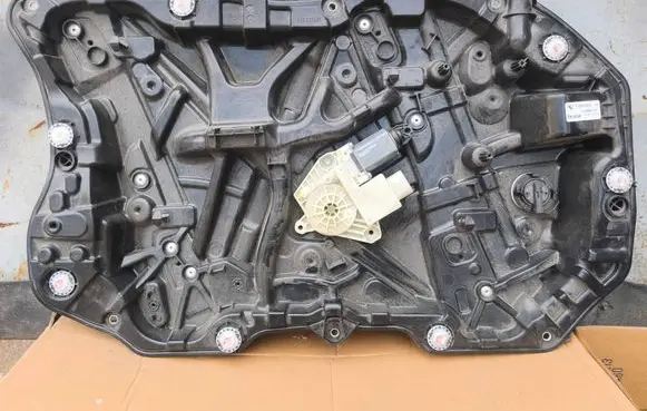 BMW 7 G11 G12 Front door window regulator with motor 7479059 7455081